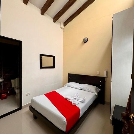 Hotel Portal Dorado Marinilla Bagian luar foto
