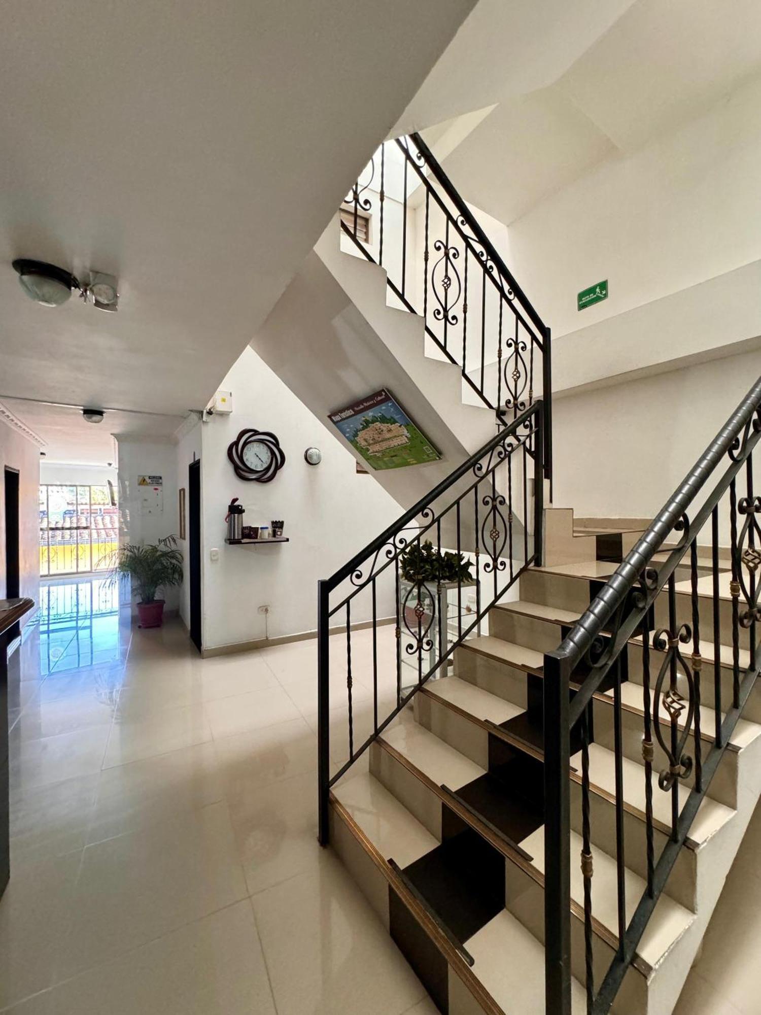 Hotel Portal Dorado Marinilla Bagian luar foto